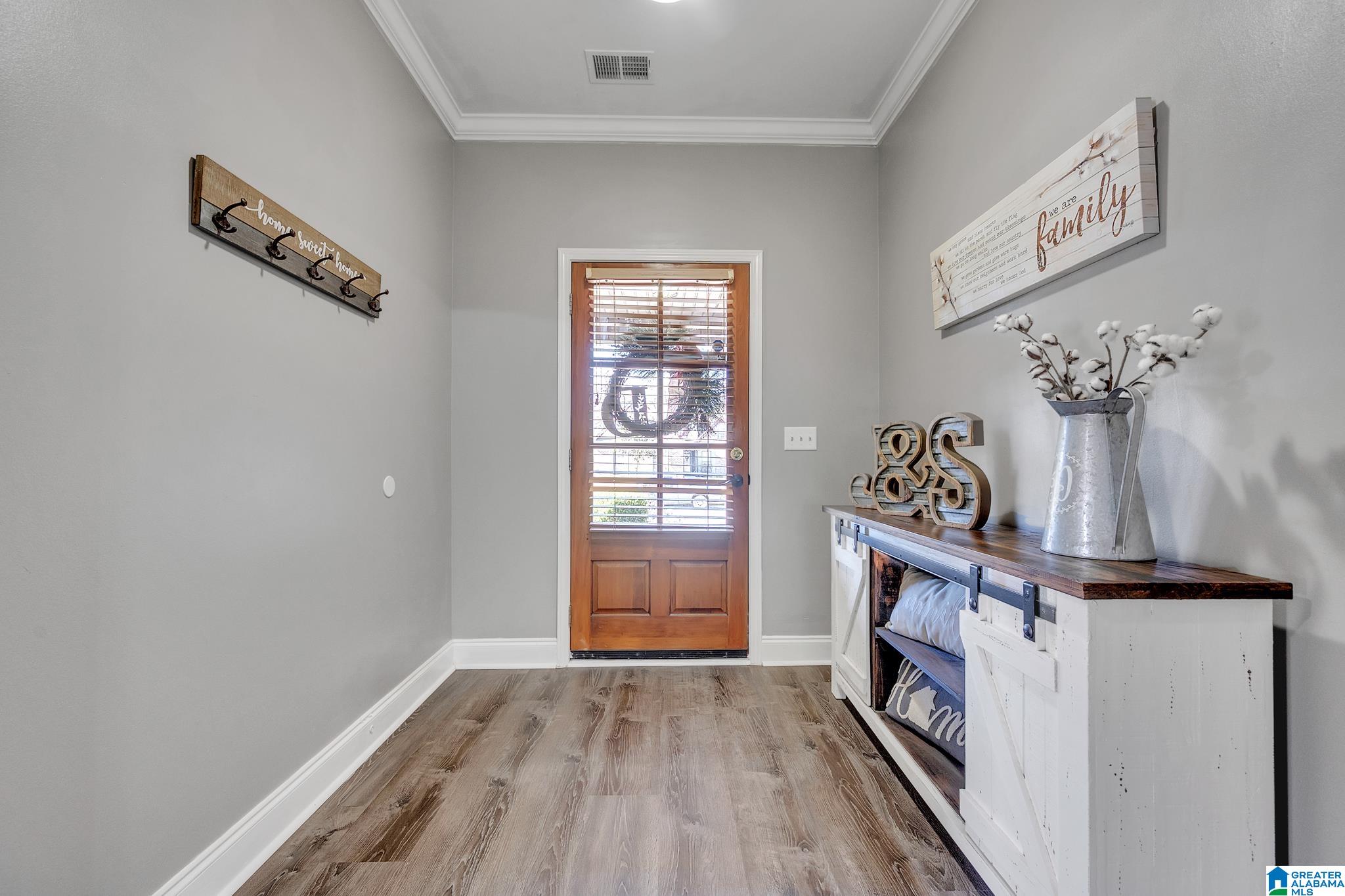 1032 Pearl Place Calera, AL 35040 - Photo 5 of 33
