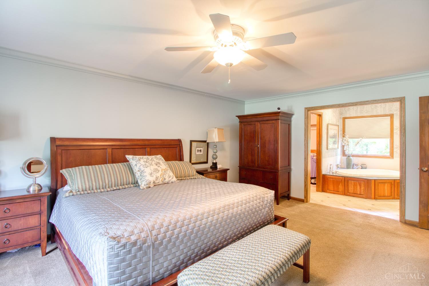 7025 Stonington Road Cincinnati, OH 45230 - Photo 29 of 51 Gallery Image 29