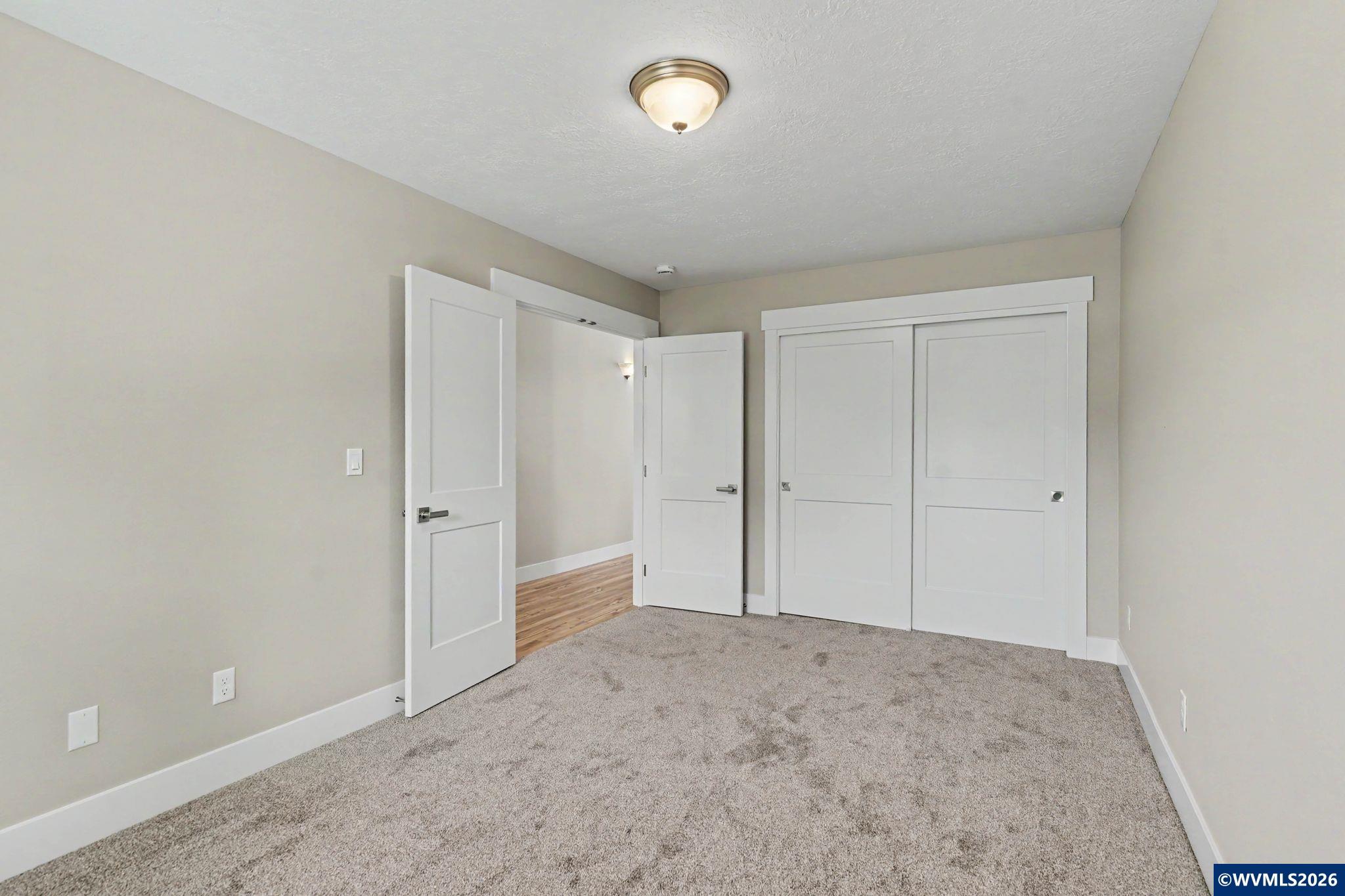 5650 Jeremy Vly Road Southeast Salem, OR 97306 - Photo 4 of 45