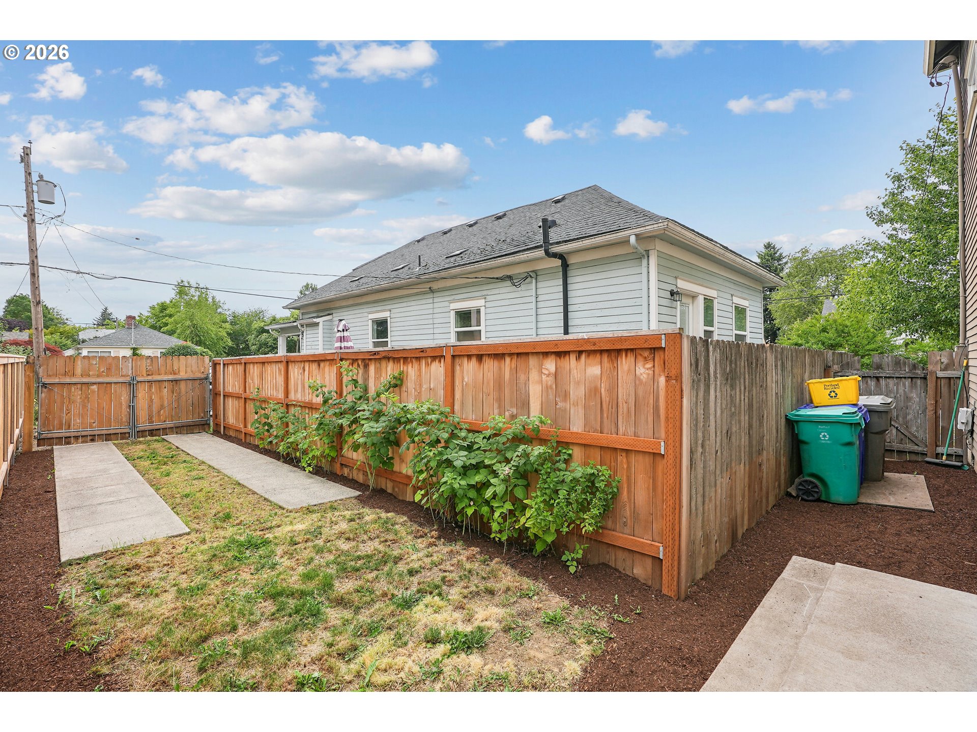 3262 Northeast Rosa Parks Way Portland, OR 97211 - Photo 32 of 33