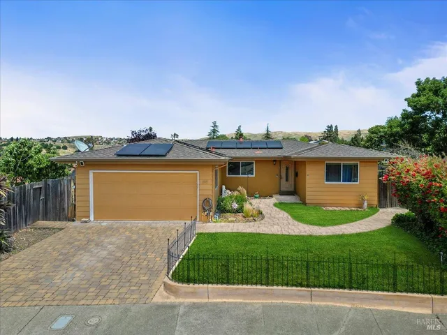 $590,000 | 112 Aragon Court, Vallejo, CA 94591