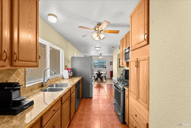 $590,000 | 112 Aragon Court, Vallejo, CA 94591