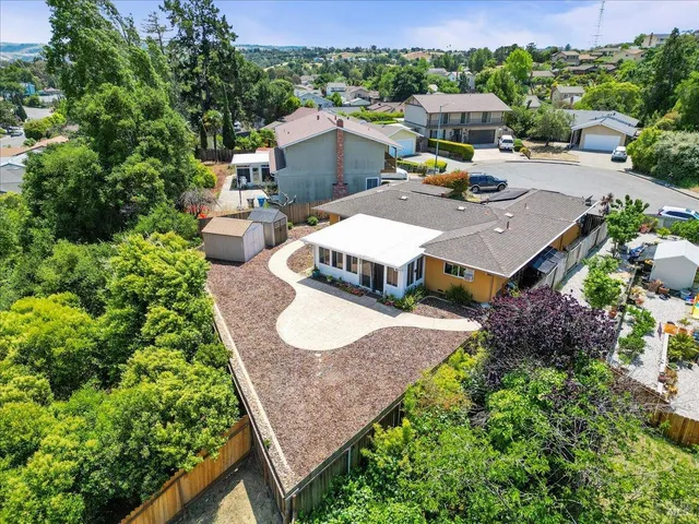 $590,000 | 112 Aragon Court, Vallejo, CA 94591