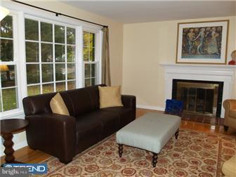 112 Sycamore Road Princeton, NJ 08540 - Photo 7 of 12 Living Room