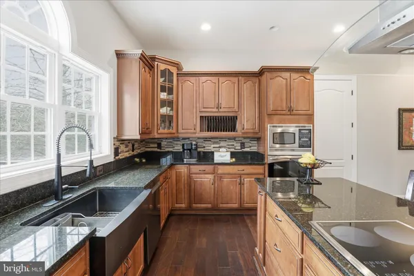 $1,699,990 | 7501 Clifton Road, Clifton, VA 20124