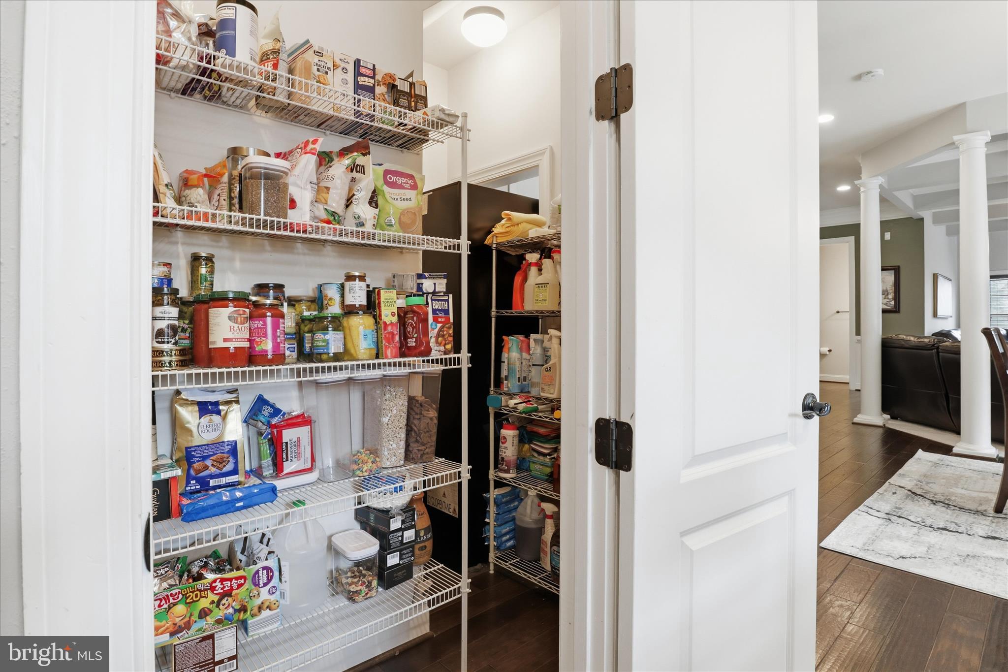 7501 Clifton Road Clifton, VA 20124 - Photo 17 of 101 Walk-in Pantry