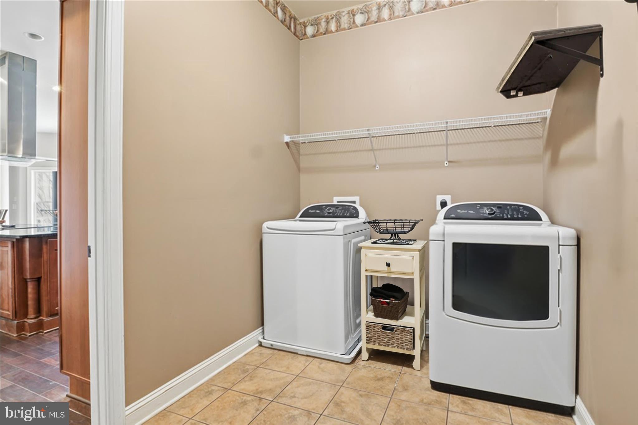 7501 Clifton Road Clifton, VA 20124 - Photo 29 of 101 Main Level Laundry Room