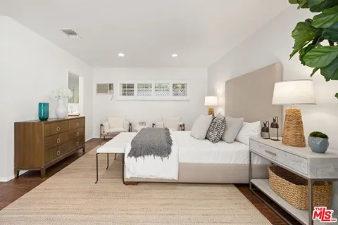 $2,495,000 | 4911 Ben Avenue, Valley Village, CA 91607