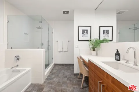 $2,495,000 | 4911 Ben Avenue, Valley Village, CA 91607