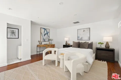 $2,495,000 | 4911 Ben Avenue, Valley Village, CA 91607