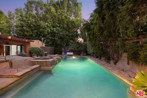 $2,495,000 | 4911 Ben Avenue, Valley Village, CA 91607