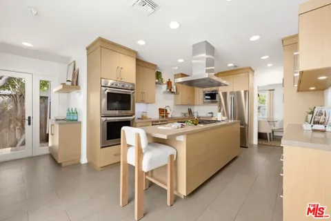 $2,495,000 | 4911 Ben Avenue, Valley Village, CA 91607