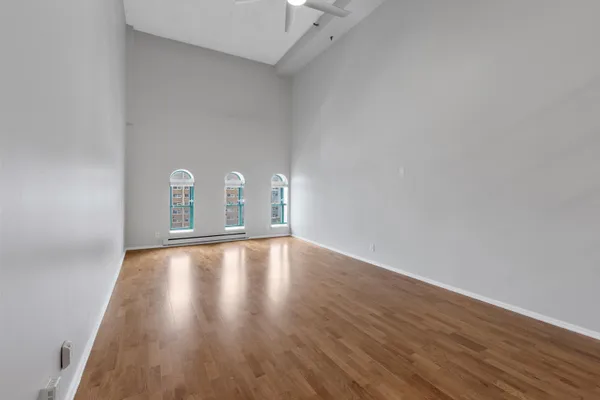 $274,000 | 270 East Highland Avenue, Unit 1021, Milwaukee, WI 53202