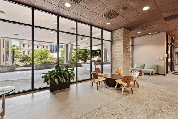 $274,000 | 270 East Highland Avenue, Unit 1021, Milwaukee, WI 53202