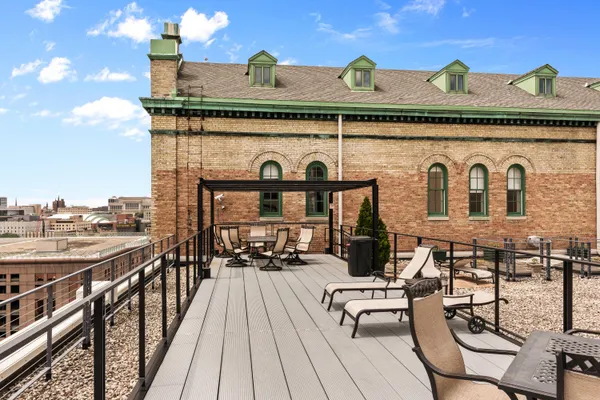 $274,000 | 270 East Highland Avenue, Unit 1021, Milwaukee, WI 53202