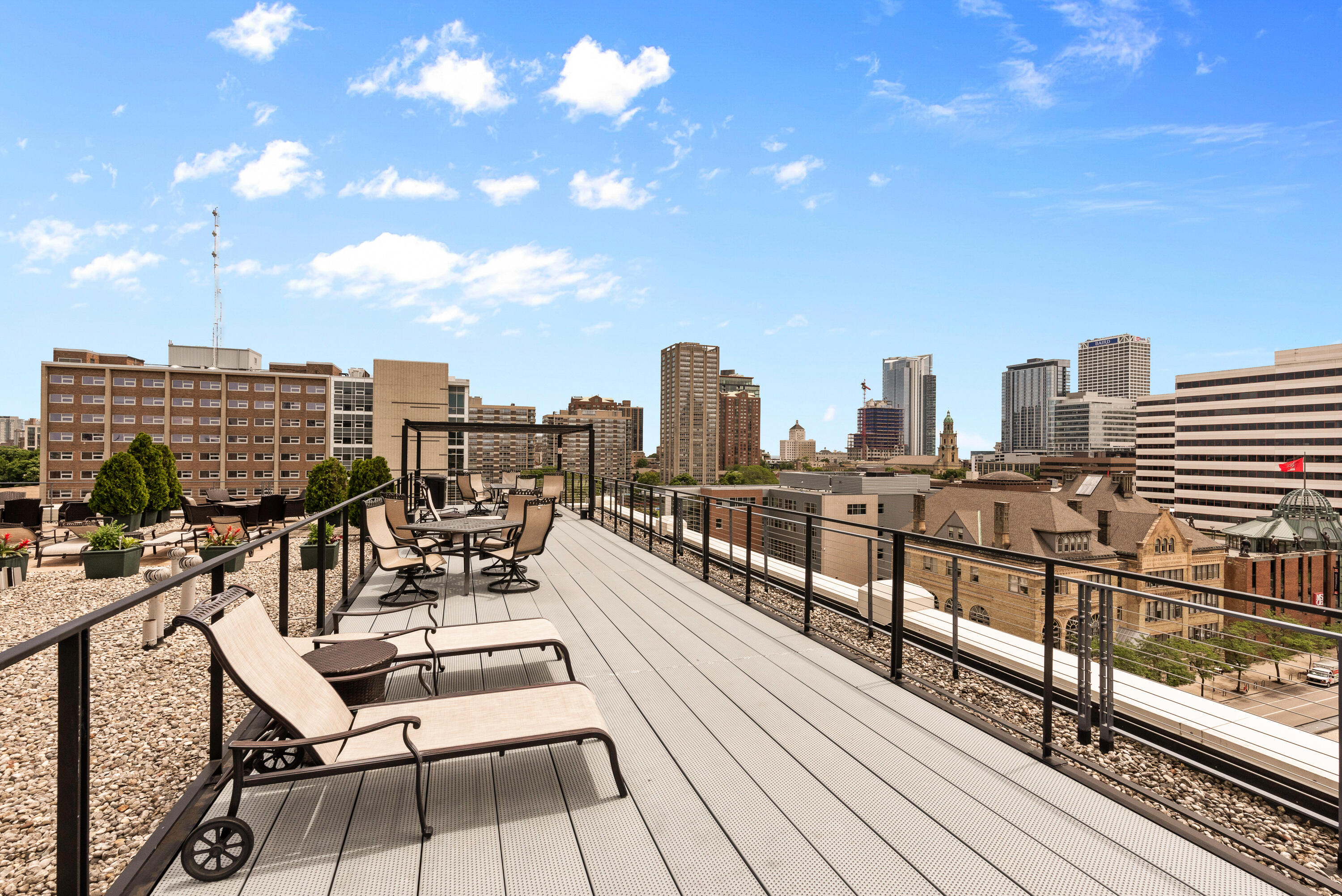270 East Highland Avenue, Unit 1021 Milwaukee, WI 53202 - Photo 49 of 56 Rooftop Deck