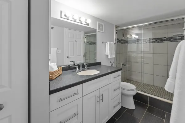 $274,000 | 270 East Highland Avenue, Unit 1021, Milwaukee, WI 53202