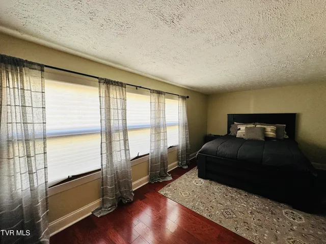 $249,900 | 265 Wilmeth Street, Weber City, VA 24290