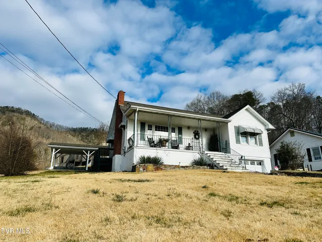 $249,900 | 265 Wilmeth Street, Weber City, VA 24290