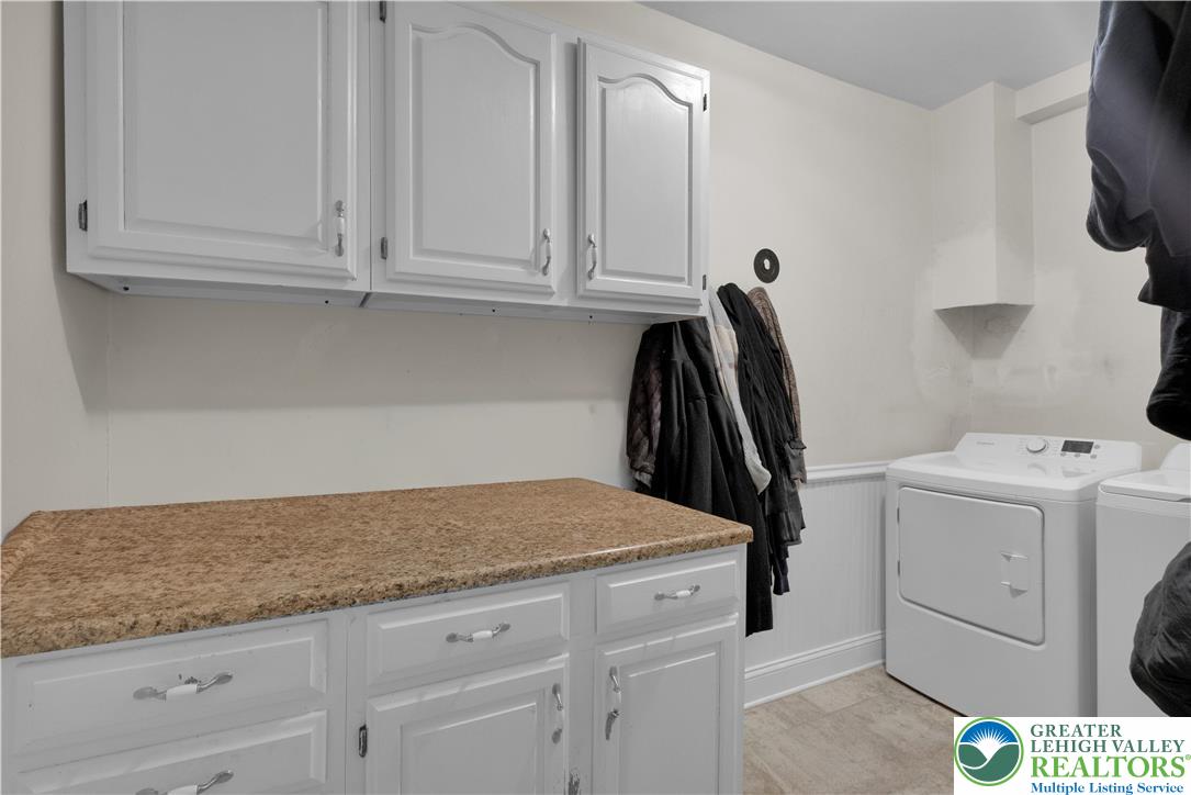 99 Garibaldi Avenue Roseto, PA 18013 - Photo 8 of 39 1st floor