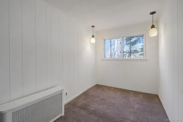 $5,500 | 15 Community Road, Coram, NY 11727