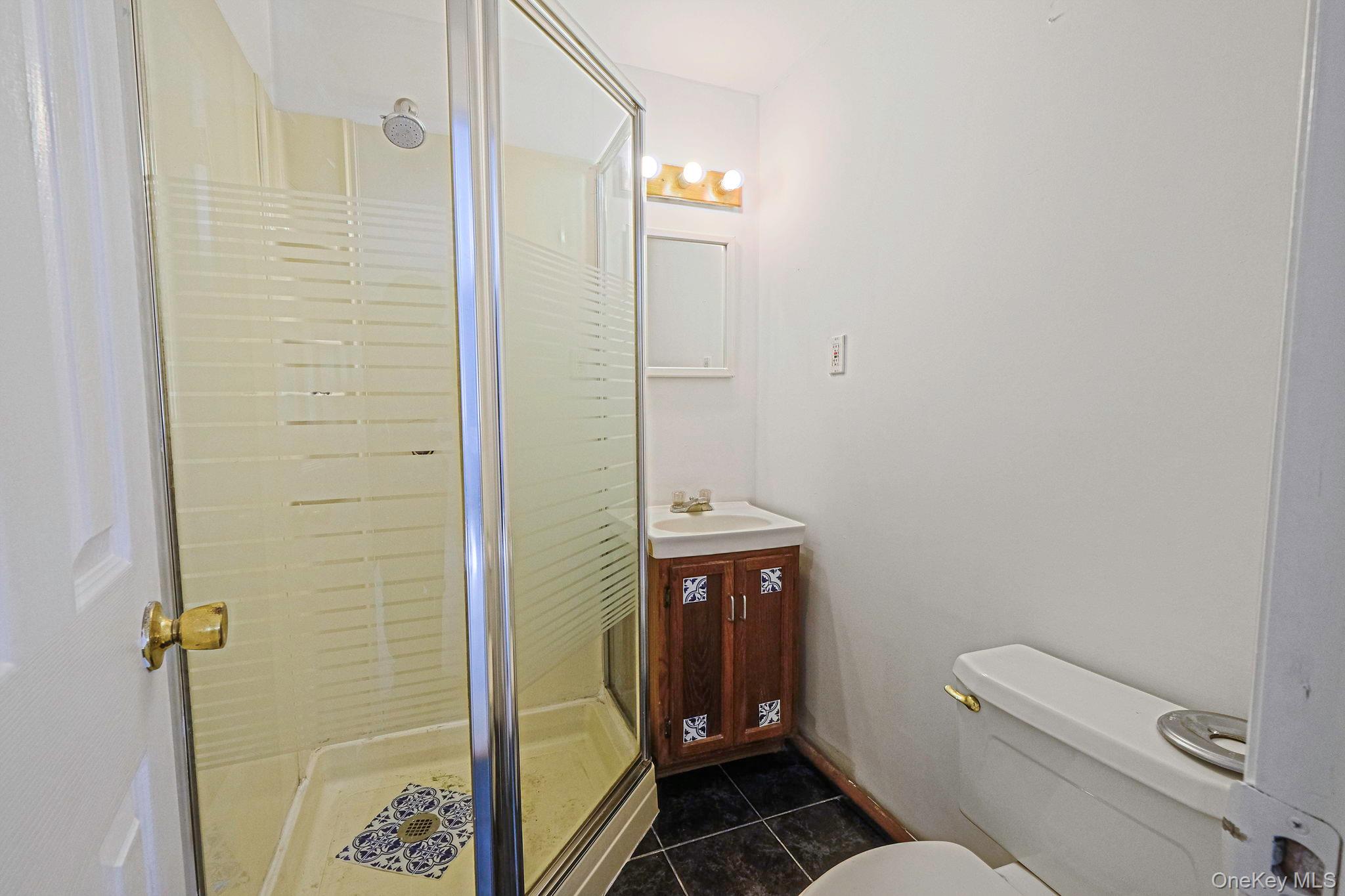 15 Community Road Coram, NY 11727 - Photo 35 of 49