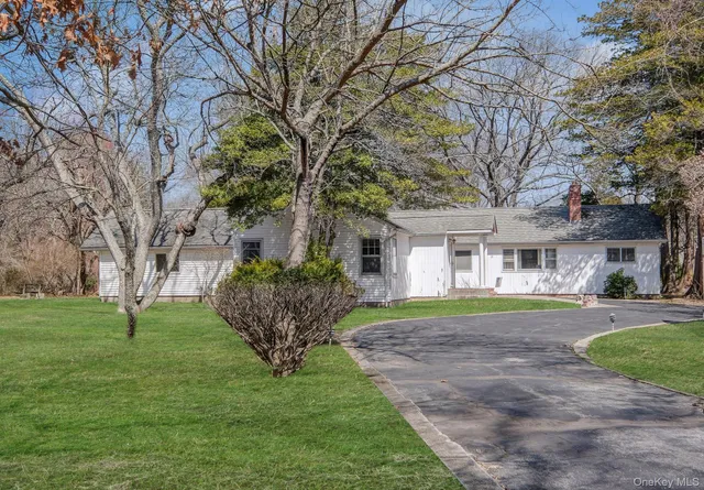 $5,500 | 15 Community Road, Coram, NY 11727