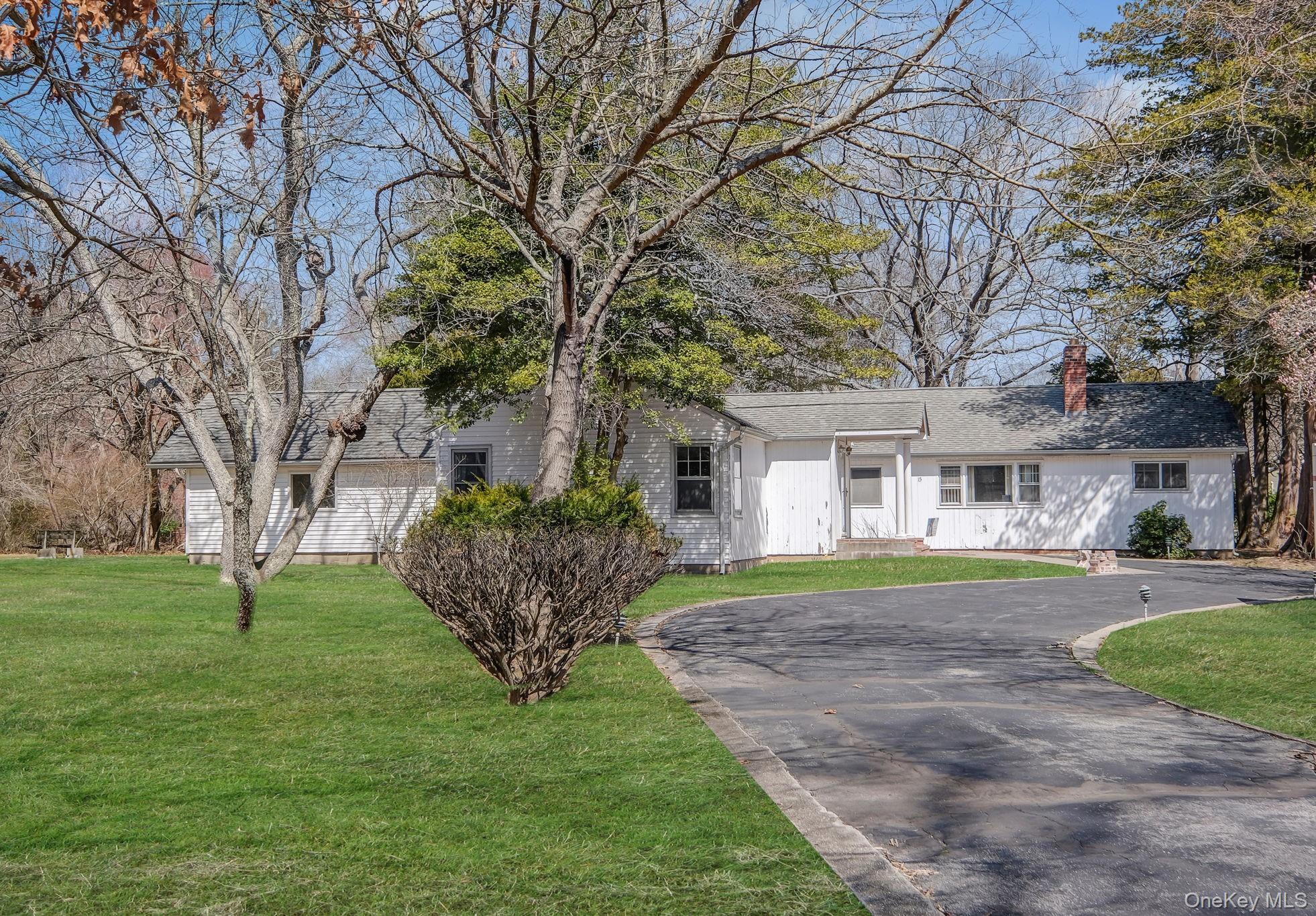 15 Community Road Coram, NY 11727 - Photo 39 of 49