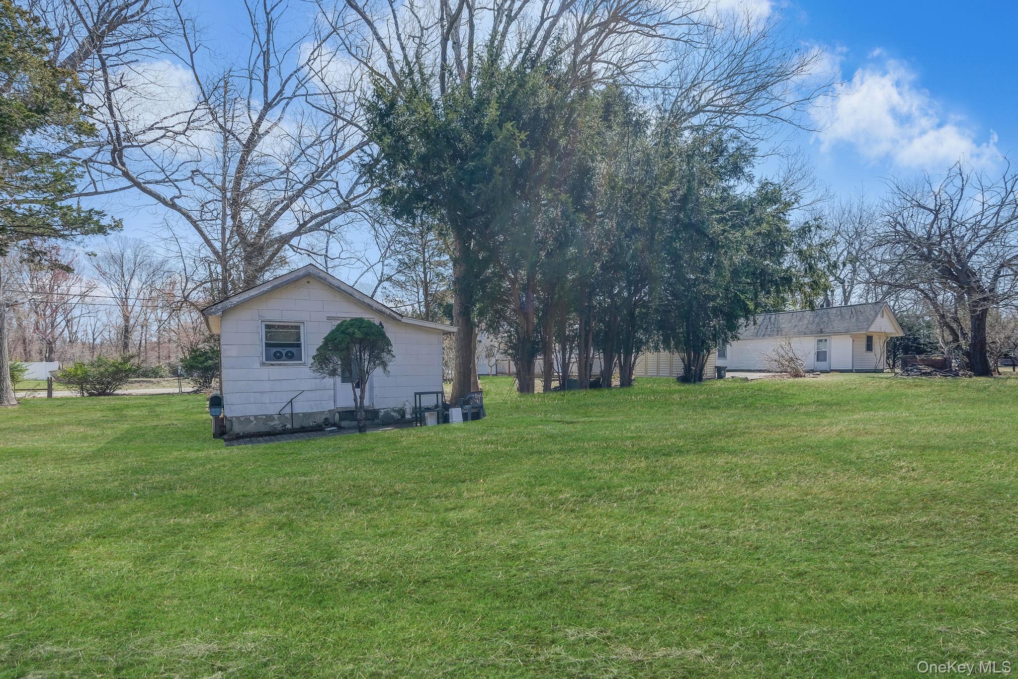 15 Community Road Coram, NY 11727 - Photo 48 of 49