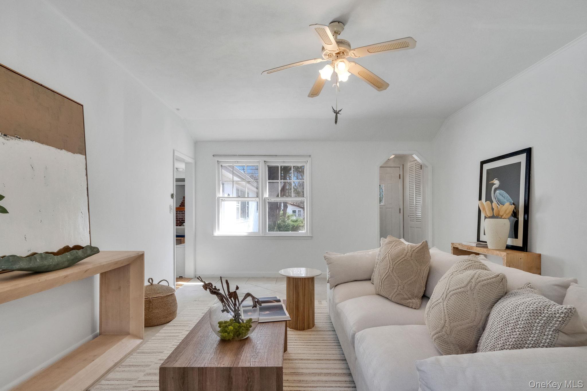 15 Community Road Coram, NY 11727 - Photo 8 of 49