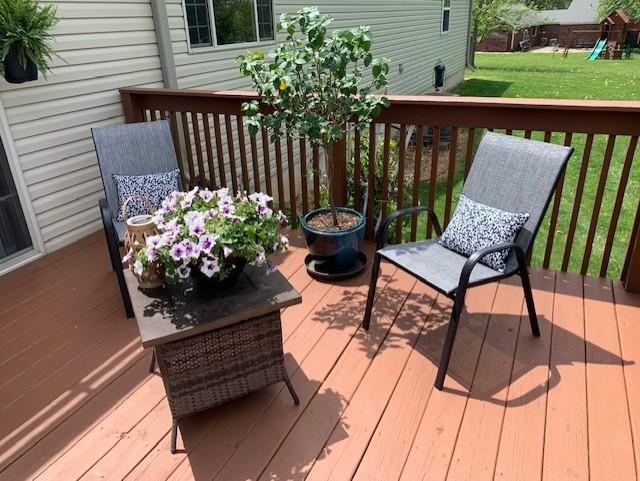 4 Orchard Drive Barry, IL 62312 - Photo 7 of 33