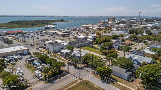 $2,300 | 501 Bridges Street, Unit D, Morehead City, NC 28557