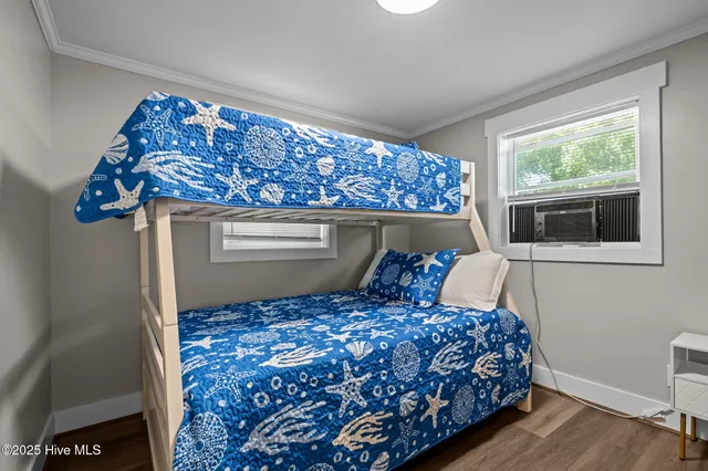 $2,300 | 501 Bridges Street, Unit D, Morehead City, NC 28557