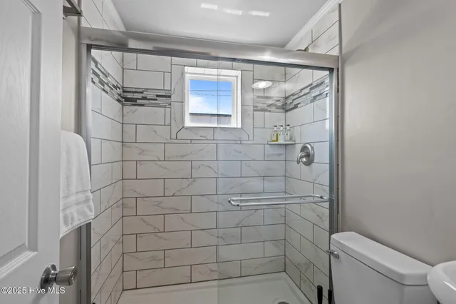 $2,300 | 501 Bridges Street, Unit D, Morehead City, NC 28557