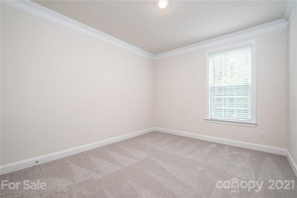 420 Preston Road Mooresville, NC 28117 - Photo 13 of 39 an empty room with a window