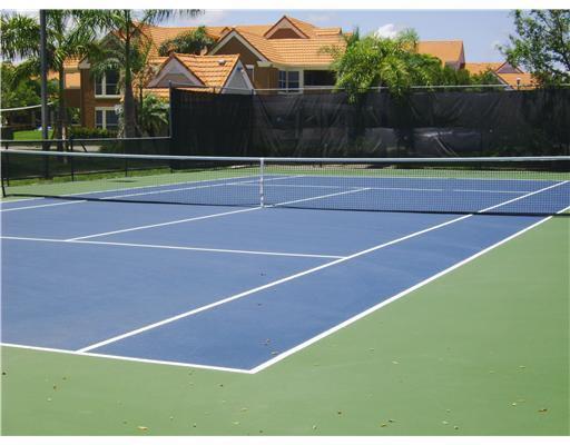 1441 Brandywine Road, Unit 800M West Palm Beach, FL 33409 - Photo 4 of 4 Tennis Court