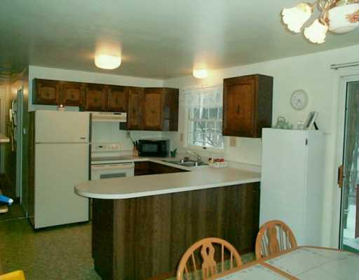 568 Meridian Road Renfrew, PA 16053 - Photo 6 of 8 Kitchen.