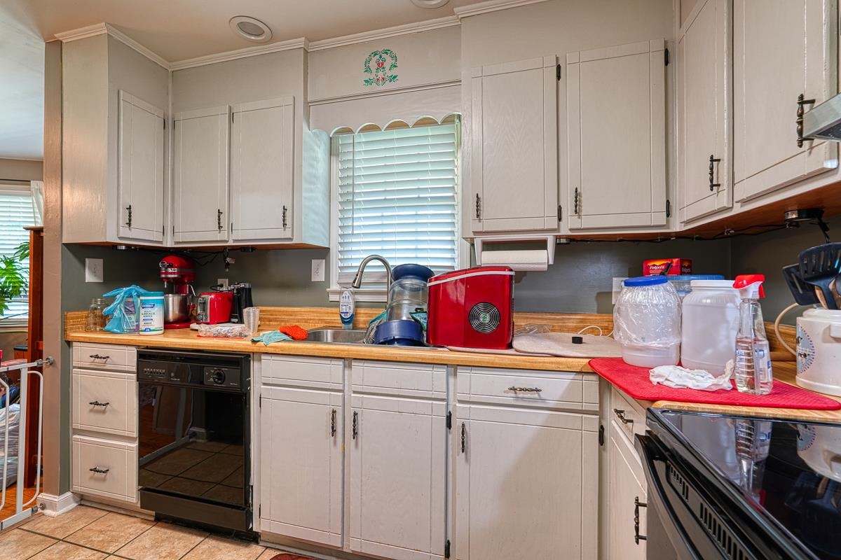 1181 Mountain Shoals Road Enoree, SC 29335 - Photo 12 of 36 Gallery Image 12