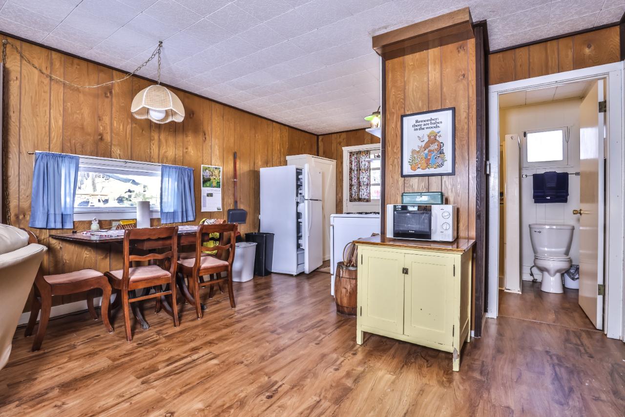 8552 Hower Road Minocqua, WI 54548 - Photo 4 of 24 Gallery Image 4