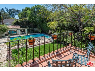 711 Walden Drive Beverly Hills, CA 90210 - Photo 7 of 10