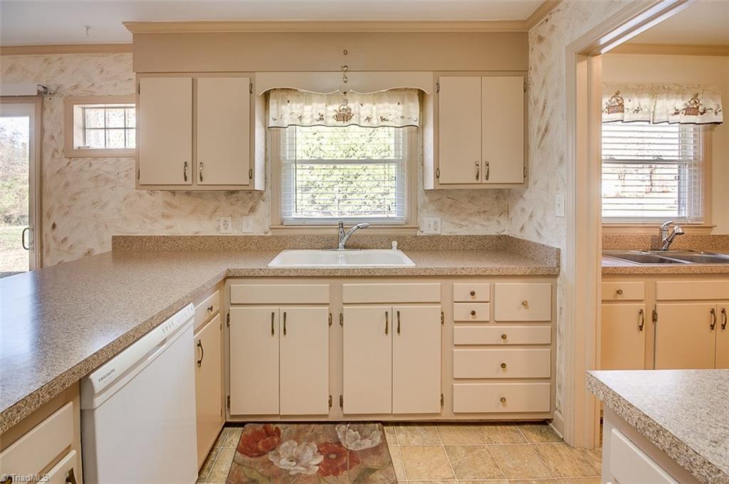 600 Trindale Road Trinity, NC 27370 - Photo 10 of 21 Gallery Image 10