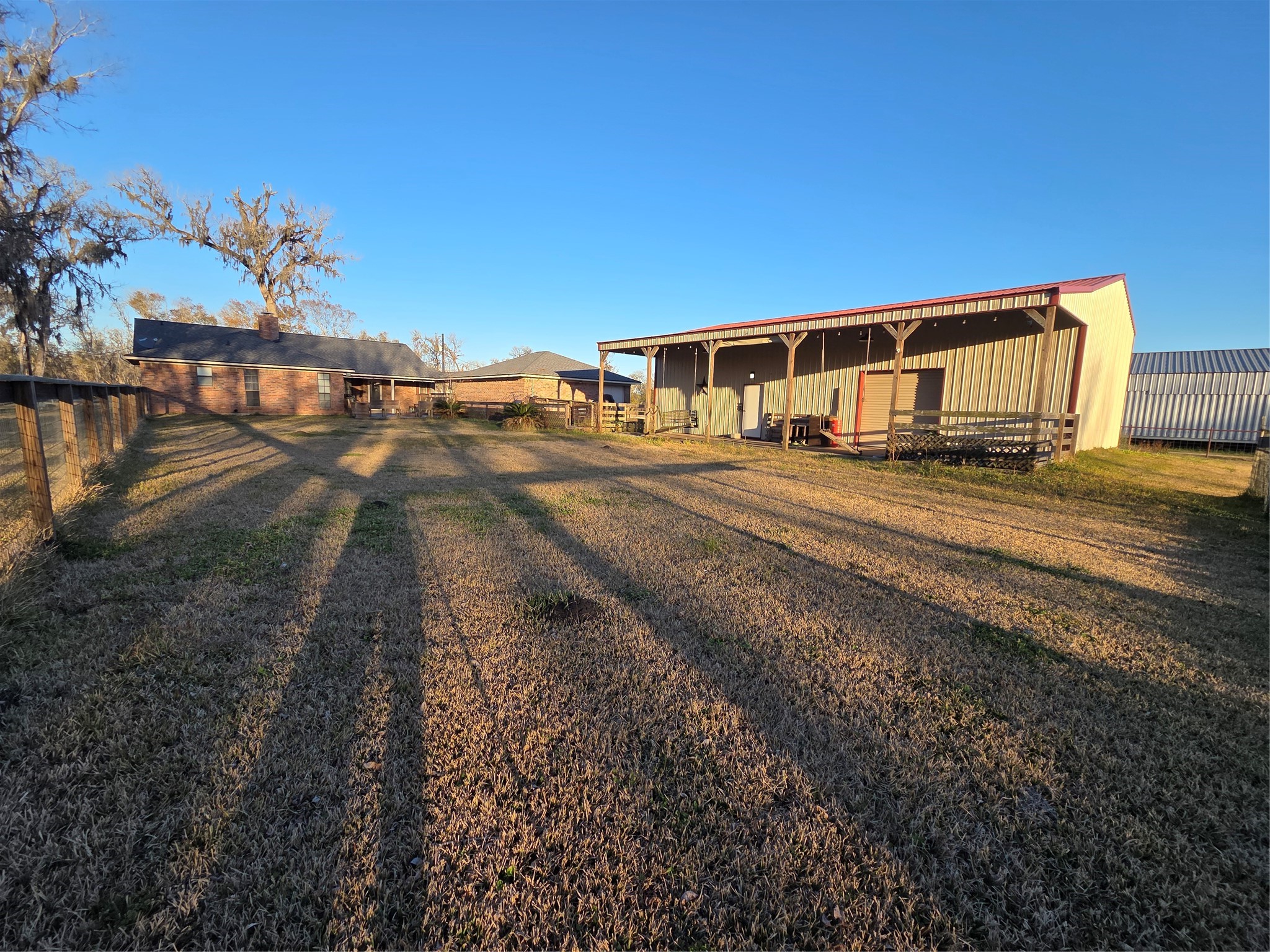 138 Pin Oak Drive Angleton, TX 77515 - Photo 20 of 22
