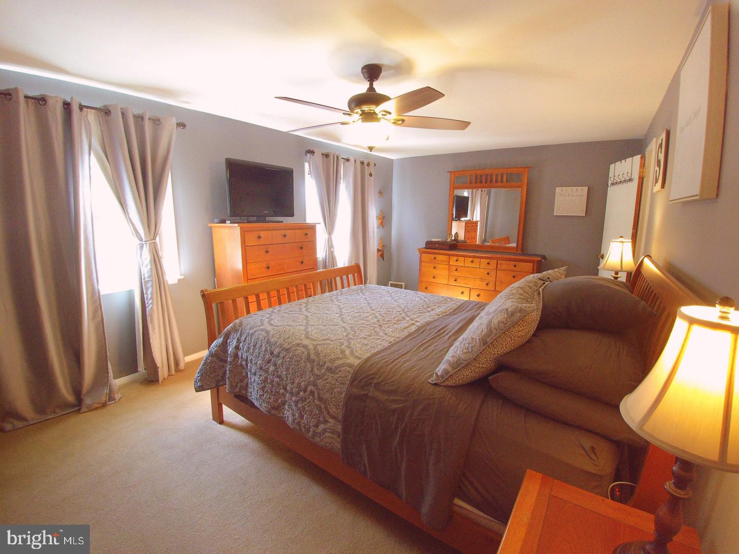 4324 Greenmount Road Philadelphia, PA 19154 - Photo 14 of 26 Gallery Image 14