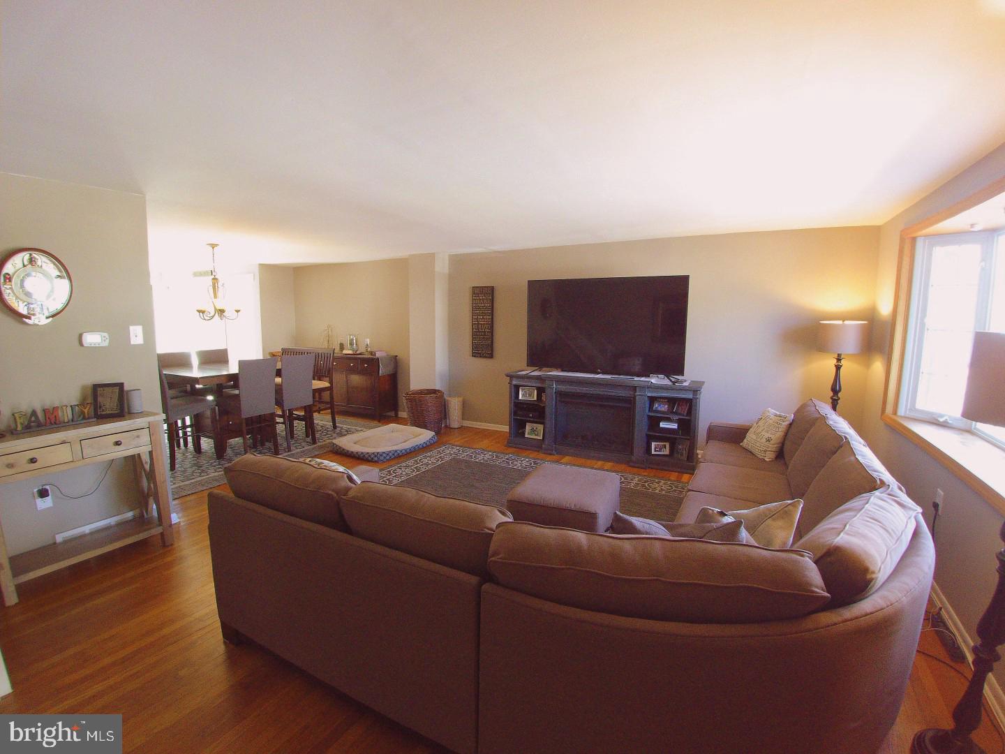 4324 Greenmount Road Philadelphia, PA 19154 - Photo 6 of 26 Gallery Image 6