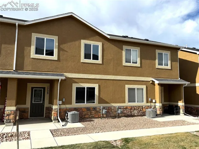 $329,900 | 1729 Sandtoft Heights, Colorado Springs, CO 80951