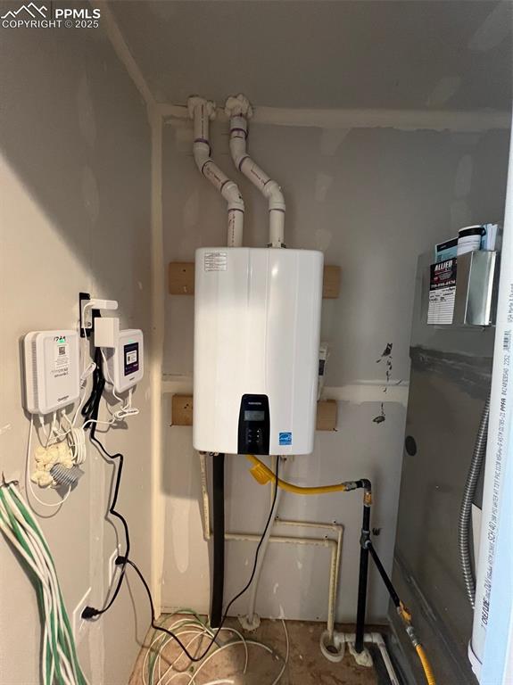 1729 Sandtoft Heights Colorado Springs, CO 80951 - Photo 20 of 31