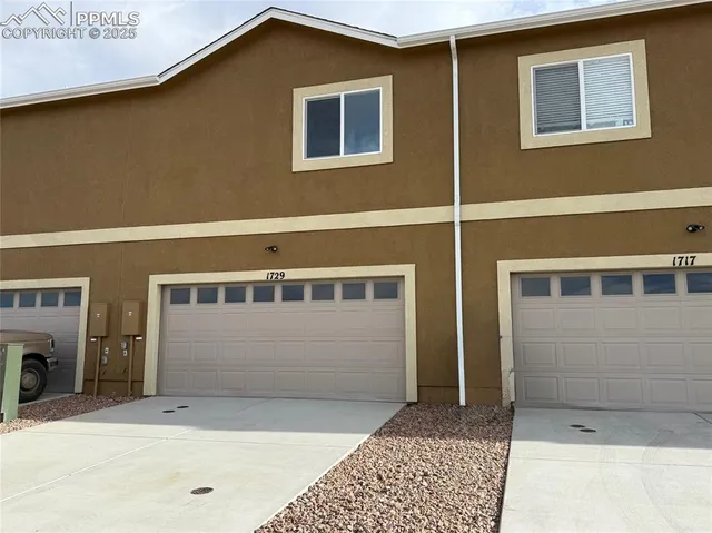 $329,900 | 1729 Sandtoft Heights, Colorado Springs, CO 80951