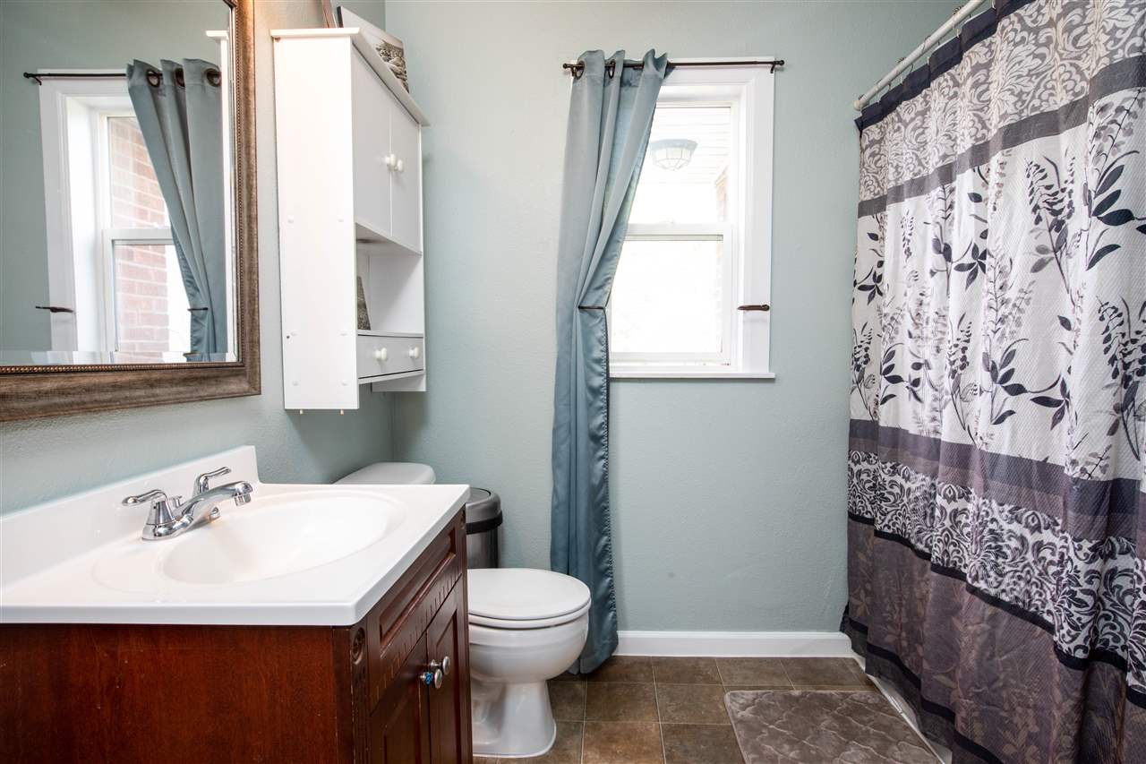 2313 North Girard Road Spokane Valley, WA 99212 - Photo 6 of 20 Gallery Image 6