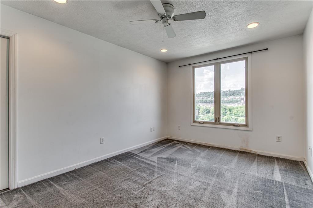 2128 Merriman Way Pittsburgh, PA 15203 - Photo 19 of 37 a view of an empty room with a window