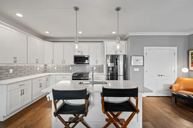 $550,000 | 642 Baker Street, Walworth, WI 53184